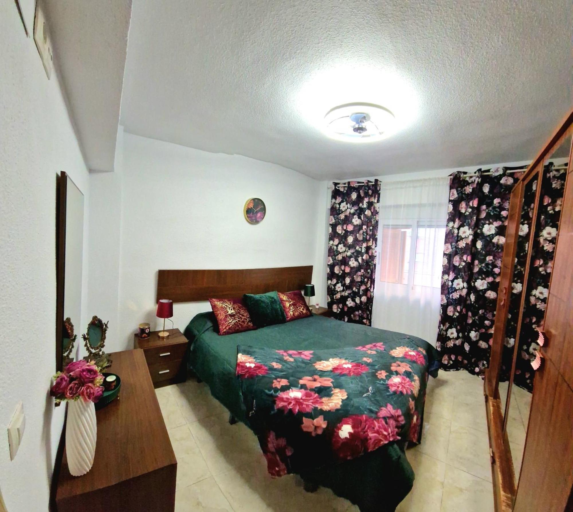 Apartment Svetlana Alicante Exteriör bild